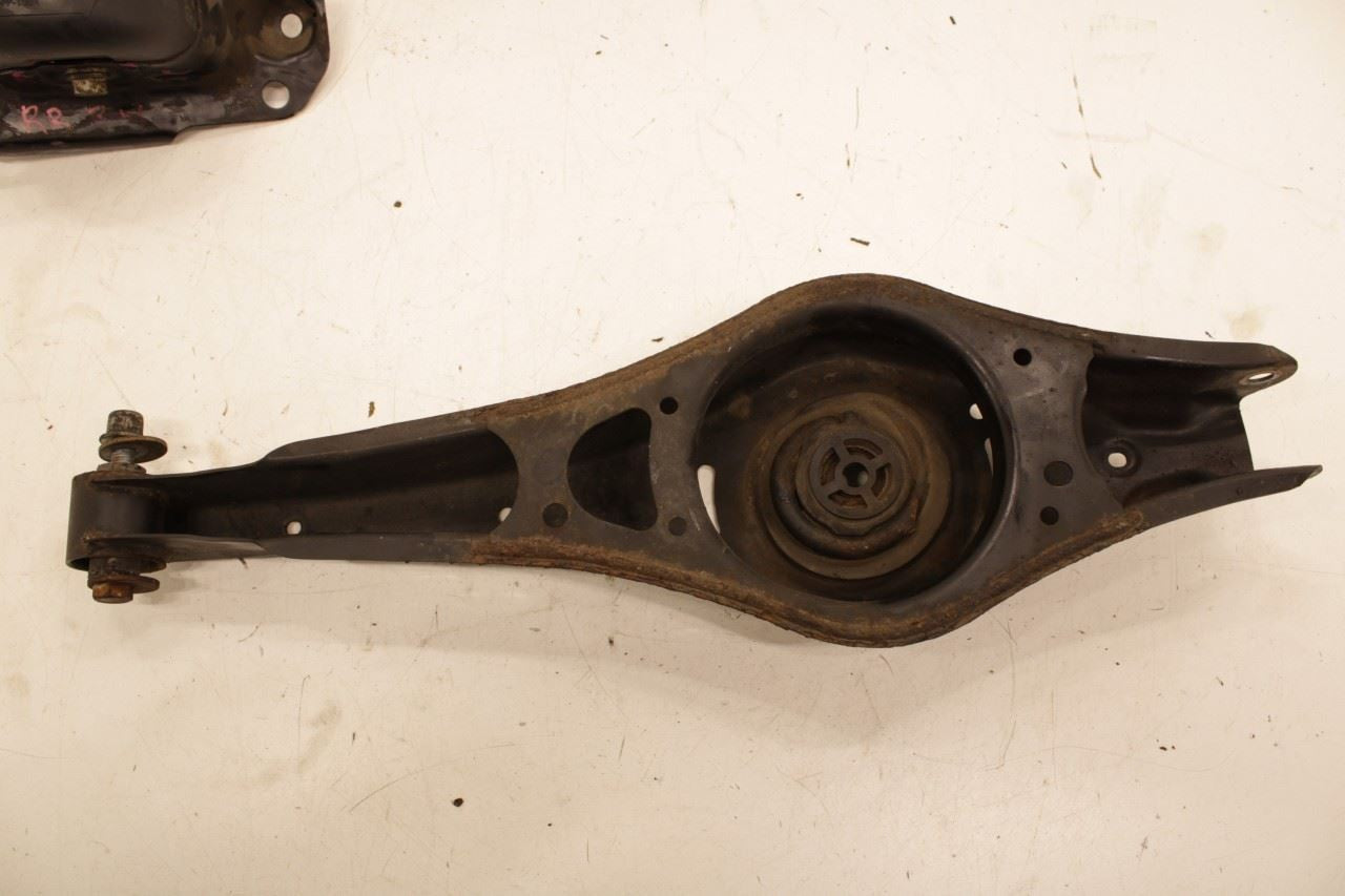 2012-22 Volkswagen Passat SE FWD Rear Suspension Right Side Control Arm Set of 4 - Alshned Auto Parts
