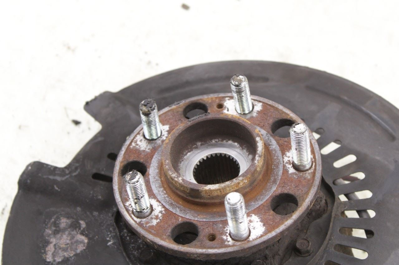 15-18 Kia Sorento EX Front Right Passenger Side Spindle Knuckle Hub 51716-C5300 - Alshned Auto Parts