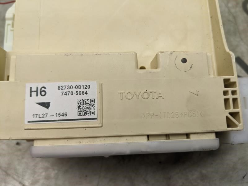 2011-2014 Toyota Sienna Cabine Fuse Box Junction Block 82730-08120 OEM *ReaD* - Alshned Auto Parts