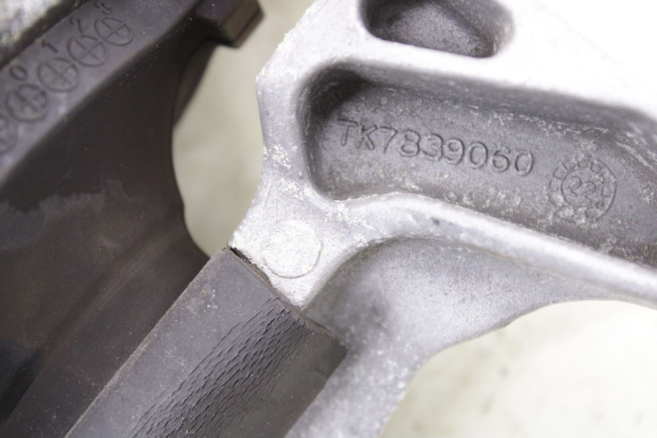 2016-23 Mazda CX9 Grand Touring 2.5L AWD Front Right Engine Transmission Mount - Alshned Auto Parts