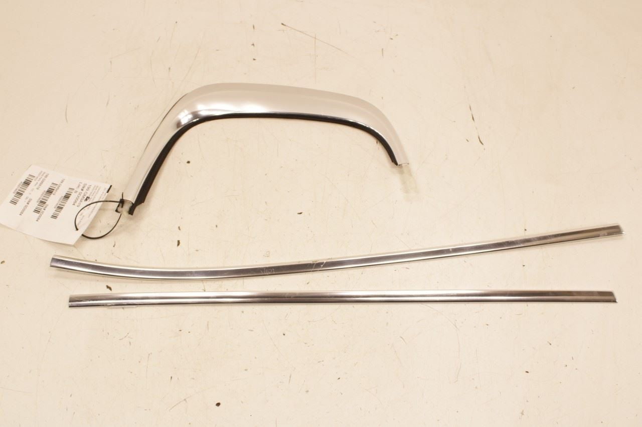 17-23 GMC Acadia SLT-1 Rear Right Door Window Upper Reveal w/ Belt Outer Molding - Alshned Auto Parts