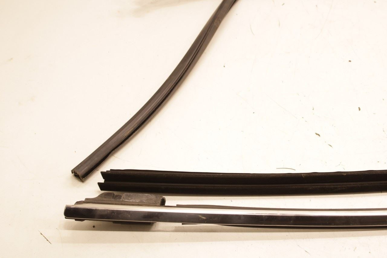 2014-22 Jeep Cherokee Latitude Front Left Door Run Channel w/ Belt Weatherstrips - Alshned Auto Parts