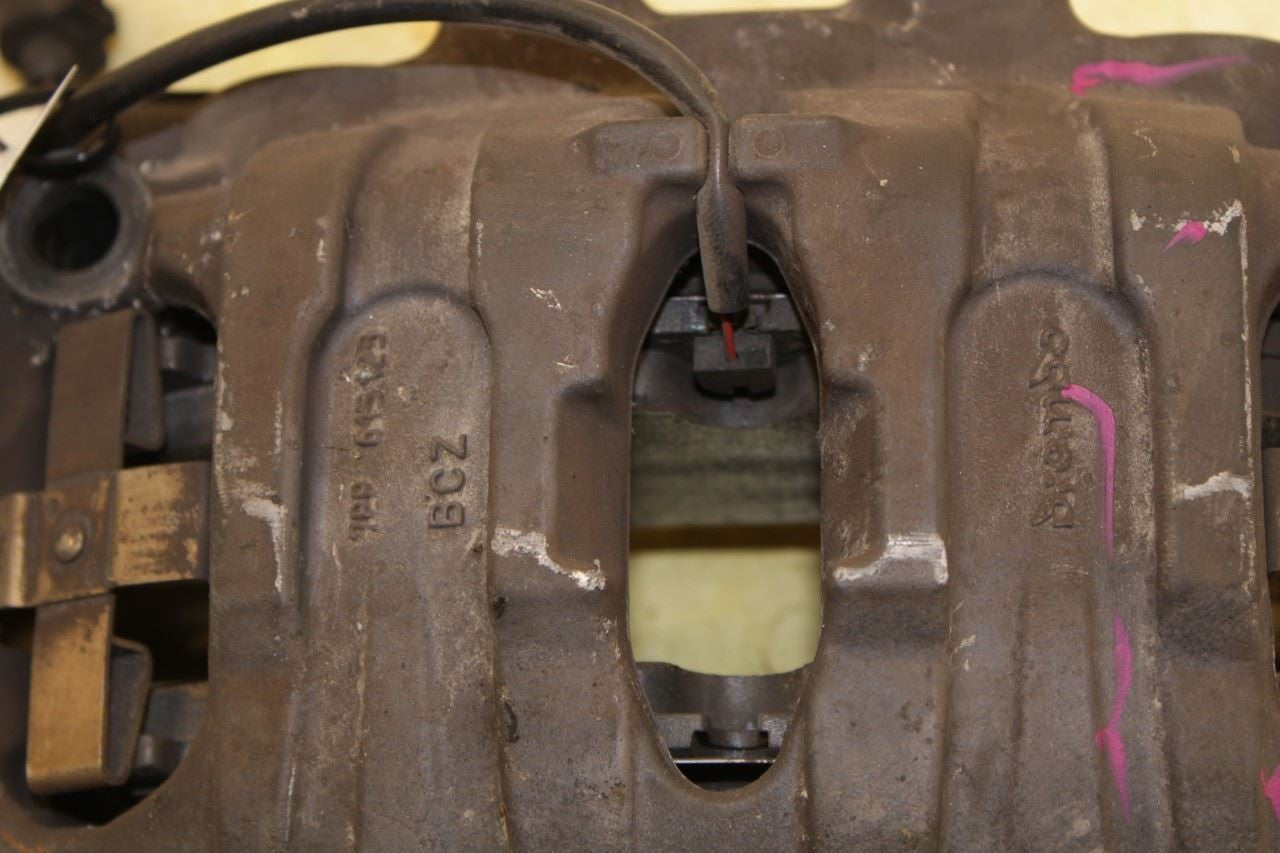 20112018 Porsche Cayenne Platinum Front Right Disc Brake Caliper 7P5615106BK - Alshned Auto Parts