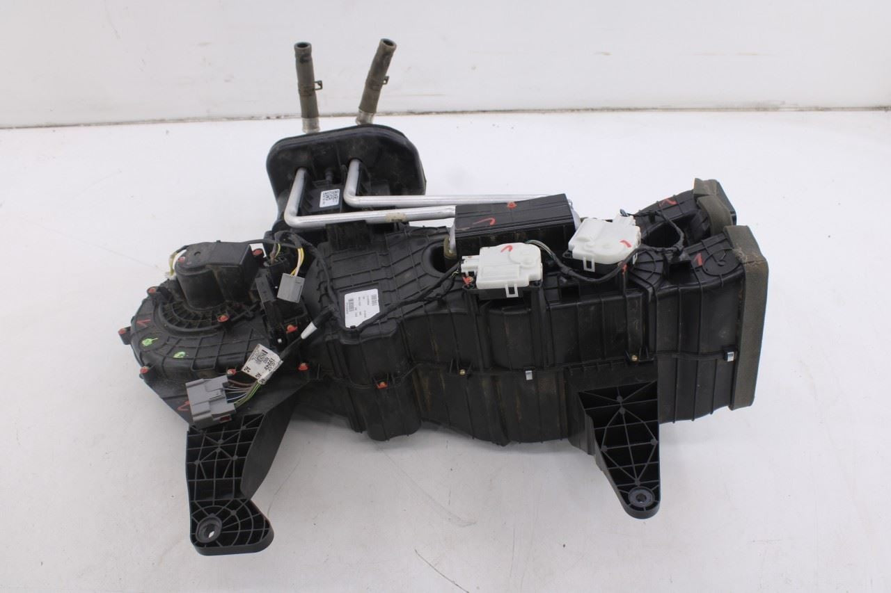 2018-2022 Ford Expedition Max XLT Rear HVAC Heater Blower Motor Housing Box2