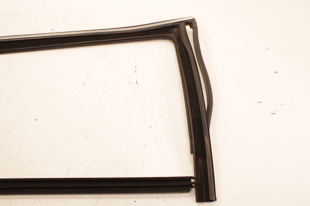 2014-22 Jeep Cherokee Latitude Rear Right Door Run Channel w/ Belt Weatherstrips - Alshned Auto Parts