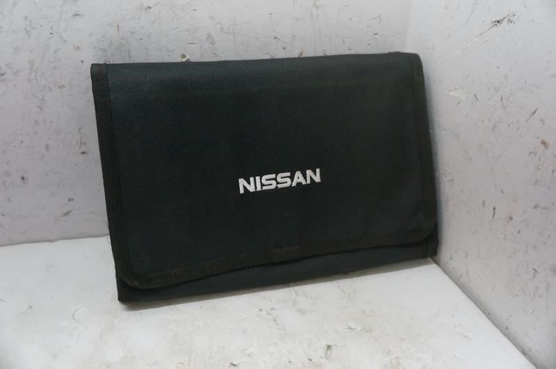 2017 Nissan Maxima Owner's Manual Book Set with Case - Alshned Auto Parts