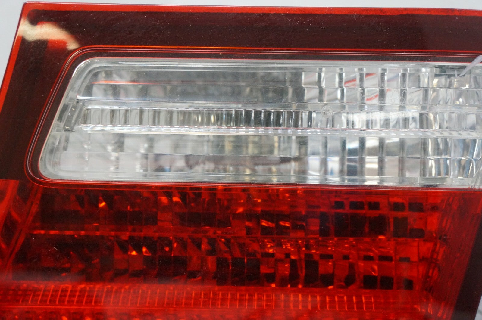 2007-09 Lexus LS460 Trunk Passenger Rear Right Inner Tail Light 81581-50150 OEM - Alshned Auto Parts