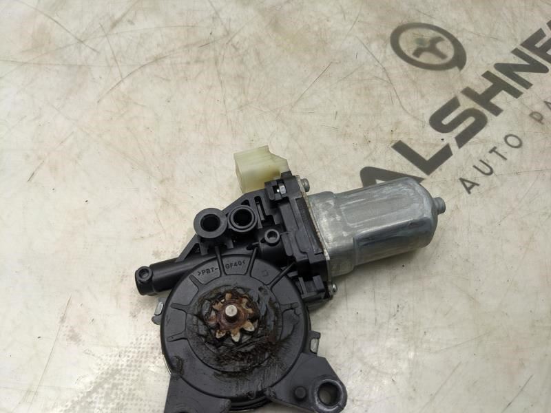 2010-2013 Kia Soul+ Front Left Door Power Window Motor 82450-1M000 OEM - Alshned Auto Parts