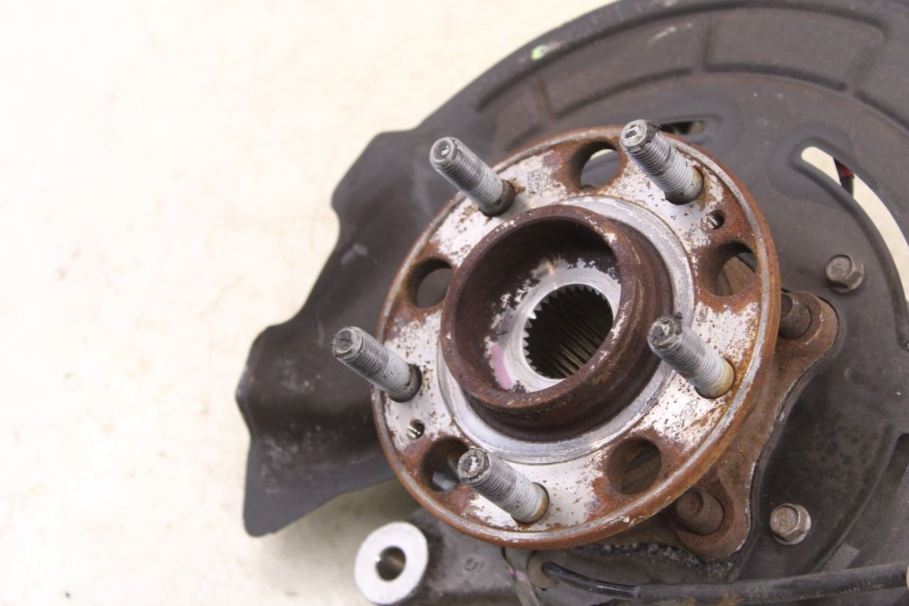 2019-2020 Hyundai Santa Fe SEL Front Right Passenger Side Spindle Knuckle Hub - Alshned Auto Parts