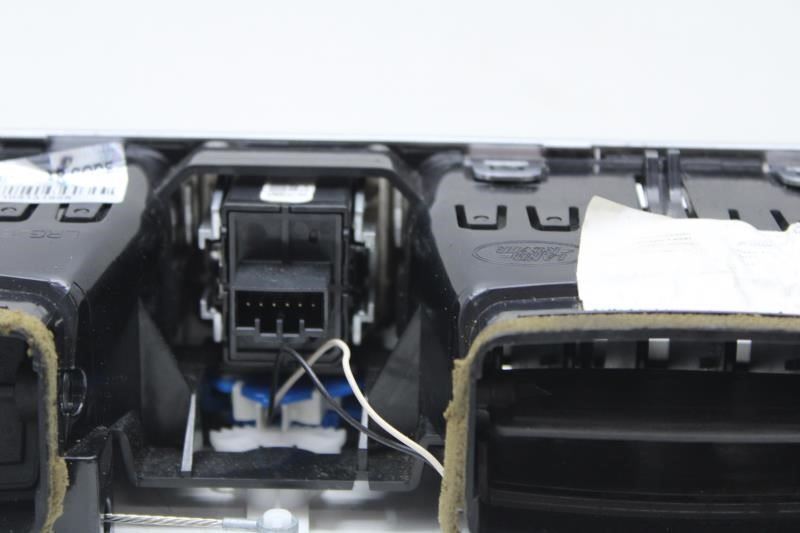 2007-2012 Range Rover FR Lower Center Dash A/C Air Vent Grille JBD500240PUY - Alshned Auto Parts