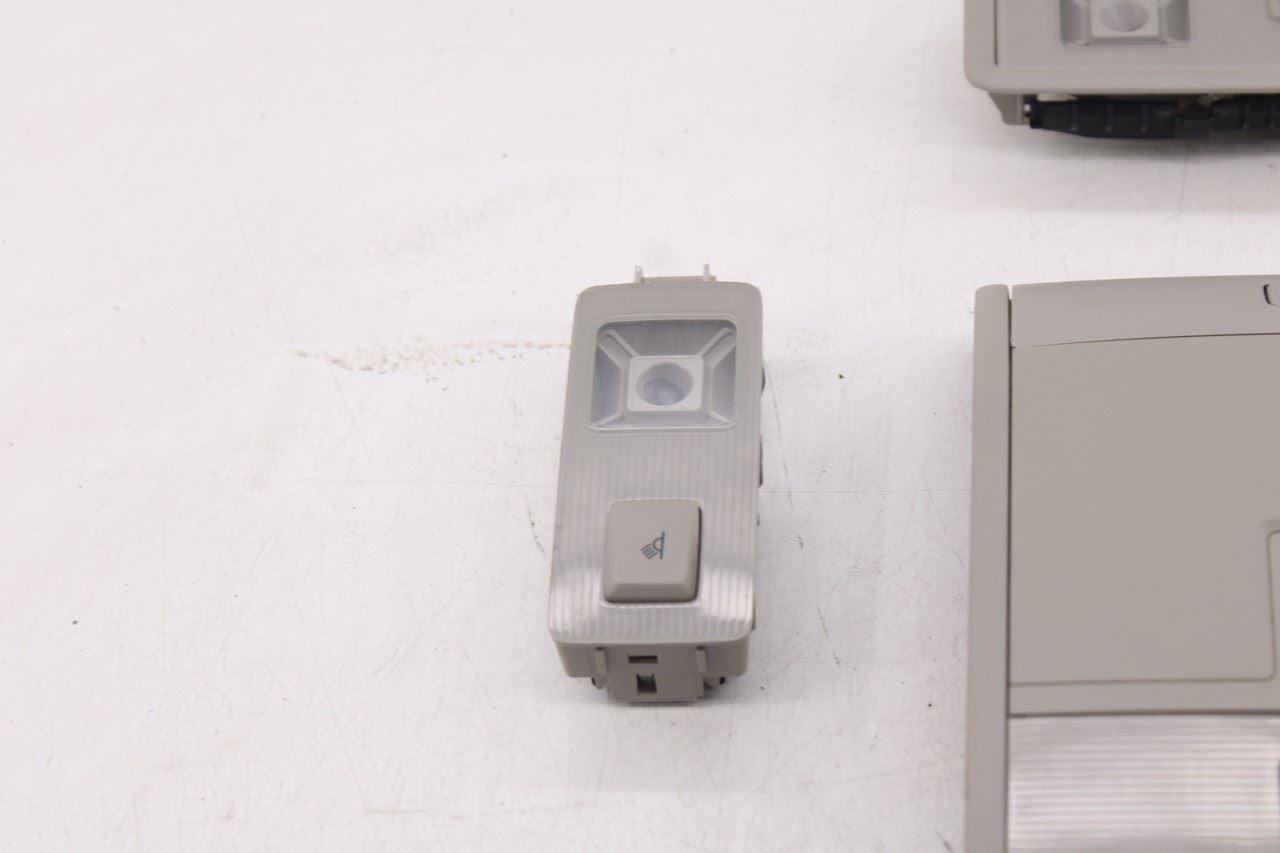 2021-23 Volkswagen Atlas SE Roof Overhead Console Interior Light Lamp Set *ReaD* - Alshned Auto Parts