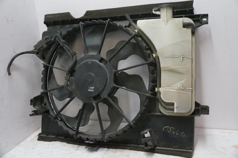 2012-2013 Kia Soul Radiator Cooling Fan Motor 253802K600 OEM - Alshned Auto Parts