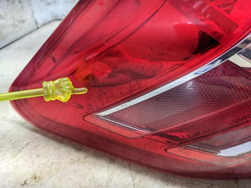 2009-2012 Toyota RAV4 Rear Left Driver Tail Light Lamp 81560-0R010 OEM *ReaD* - Alshned Auto Parts