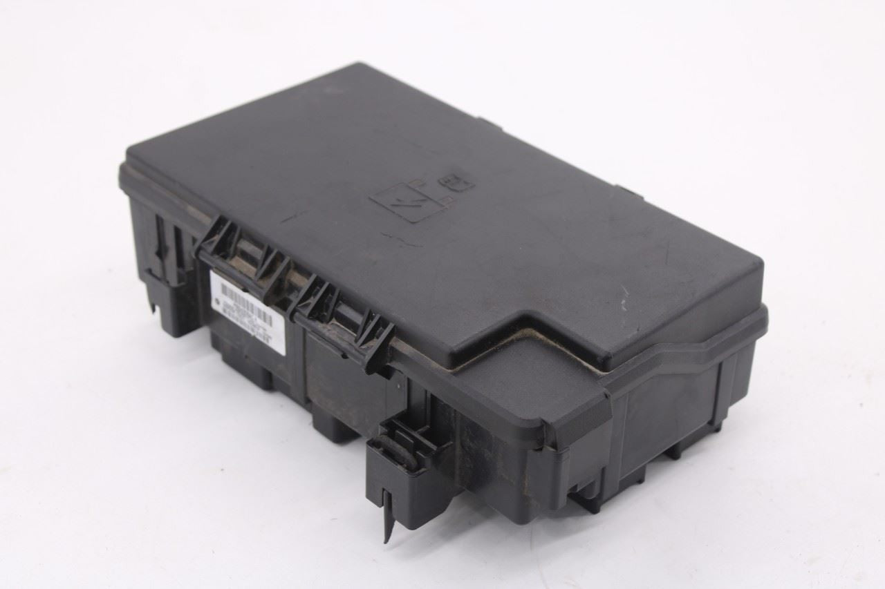 2015 Dodge Durango SXT 3.6L Totally Integrated Power Distribution Fuse Relay Box9