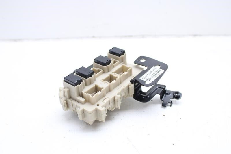 2014-16 Nissan Rogue Cabin Fuse Relay Box Junction Block w/ Bracket 24350-4CL0B - Alshned Auto Parts