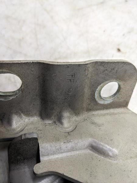 11-15 Kia Optima Front Left and Right Hood Bonnet Hinge 79110-2T000 79120-2T0007