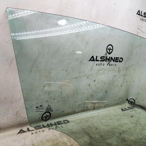 2017-2020 Hyundai Elantra SE Front Right Side Door Window Glass 82420-F3030 OEM2