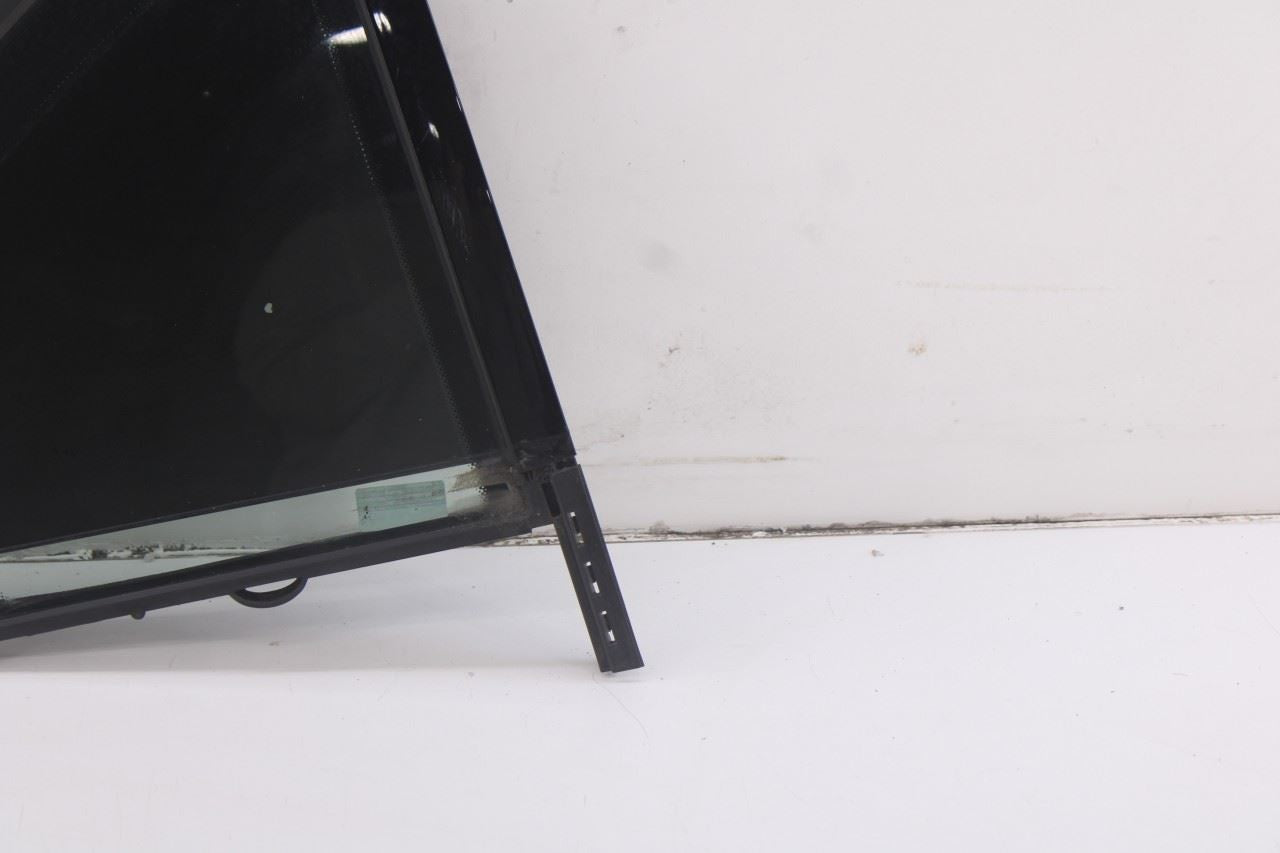2015-2021 Mercedes-Benz C300 4Matic Rear Right Door Window Vent Glass 20573062004