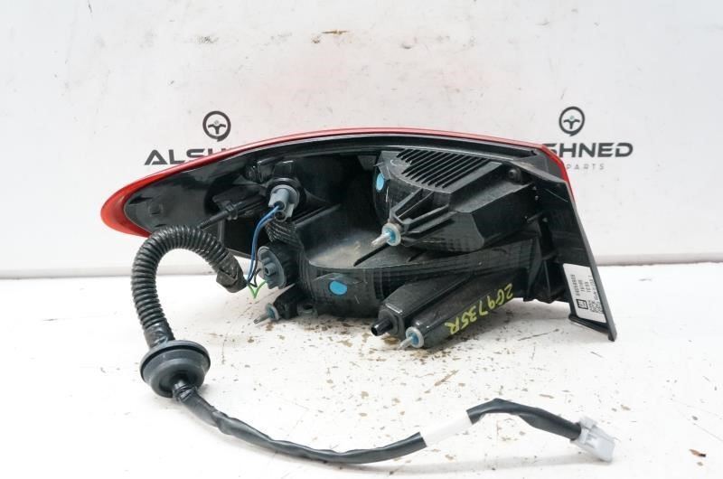 2016 Chevrolet Malibu Passenger Right Rear Tail Light 84059909 OEM - Alshned Auto Parts