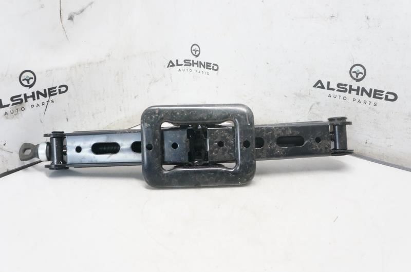 2015 Hyundai Santa Fe Lift Jack 09110-2W000 OEM - Alshned Auto Parts