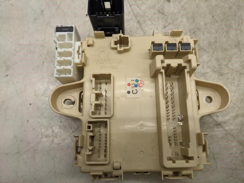 2007-2009 Lexus RX350 3.5L Rear Trunk Fuse Relay Junction Box 82670-48050 OEM - Alshned Auto Parts