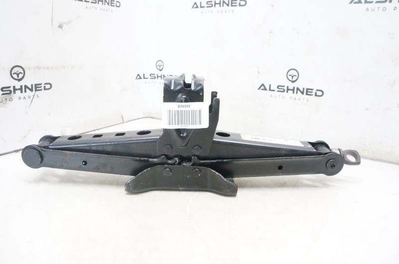 2016 Jeep Cherokee Lift Jack 04766498AA OEM - Alshned Auto Parts