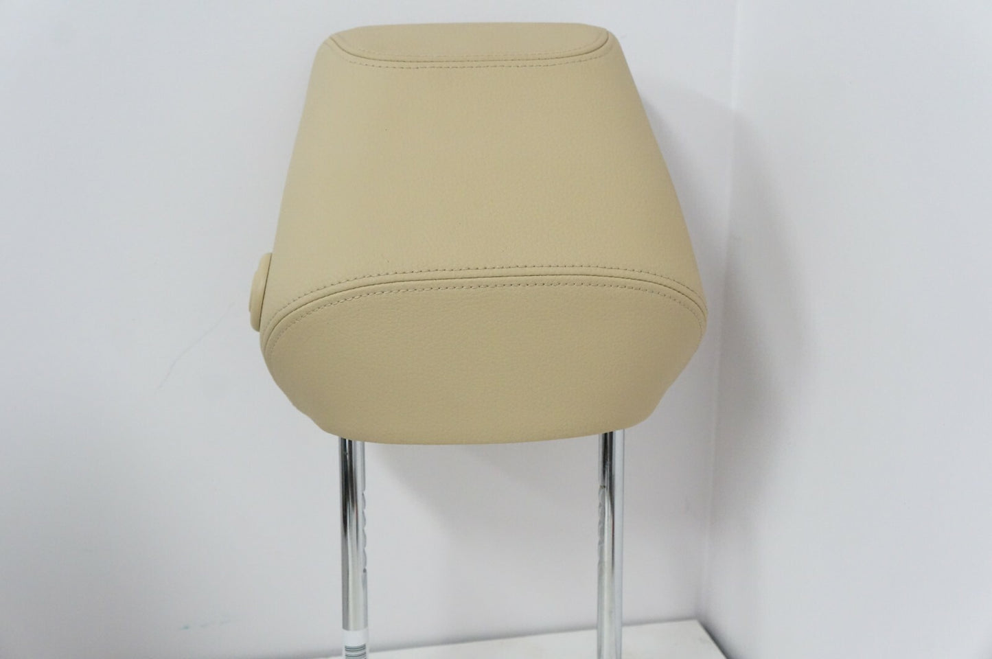 BMW 328i 07-13 Front Left Right Seat Head Rest Beige 52-10-7-362-609 OEM VA1872 - Alshned Auto Parts