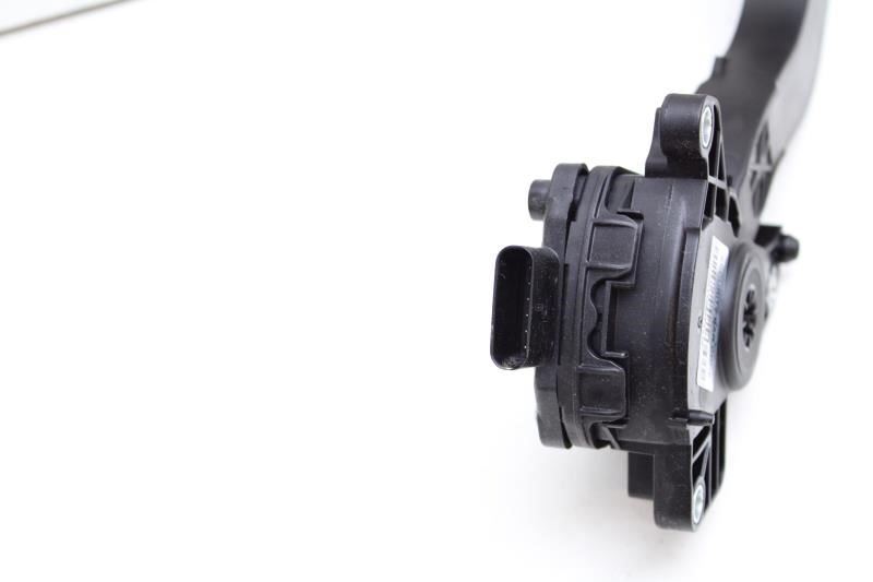 2020-2021 Buick Enclave Gas Pedal Accelerator Throttle Sensor 22995238 OEM - Alshned Auto Parts