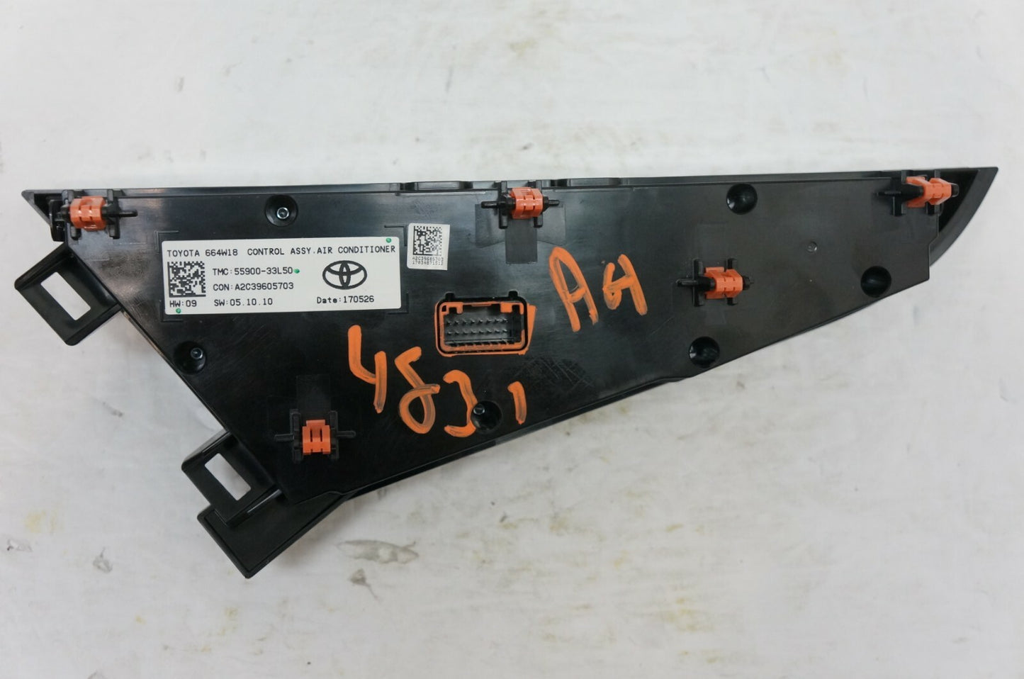 2018-19 Toyota Camry Factory Climate Temperature Control 55900-33L50 OEM *ReaD* - Alshned Auto Parts
