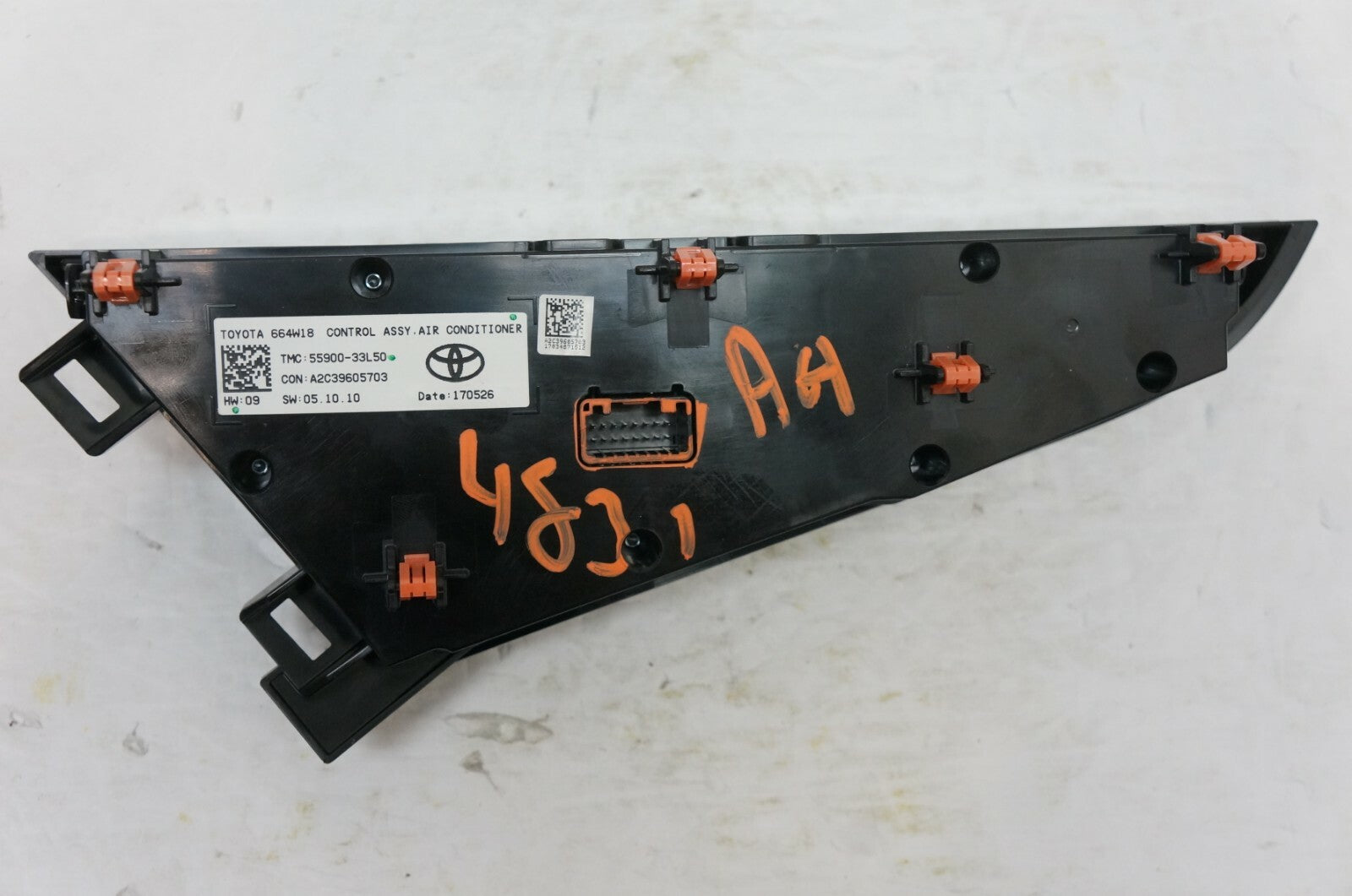 2018-19 Toyota Camry Factory Climate Temperature Control 55900-33L50 OEM *ReaD* - Alshned Auto Parts