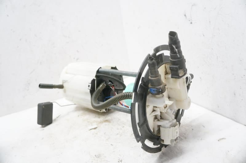 2012-2017 GMC Terrain 2.4L Fuel Pump Assembly 13595492 OEM - Alshned Auto Parts