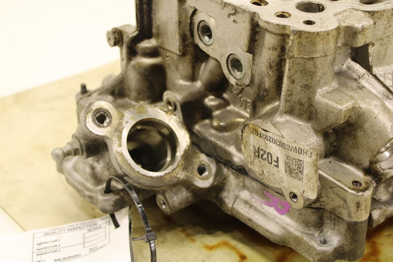 2017-2023 GMC Acadia SLT-1 3.6L Right Side Engine Cylinder Head 12686230 OEM - Alshned Auto Parts