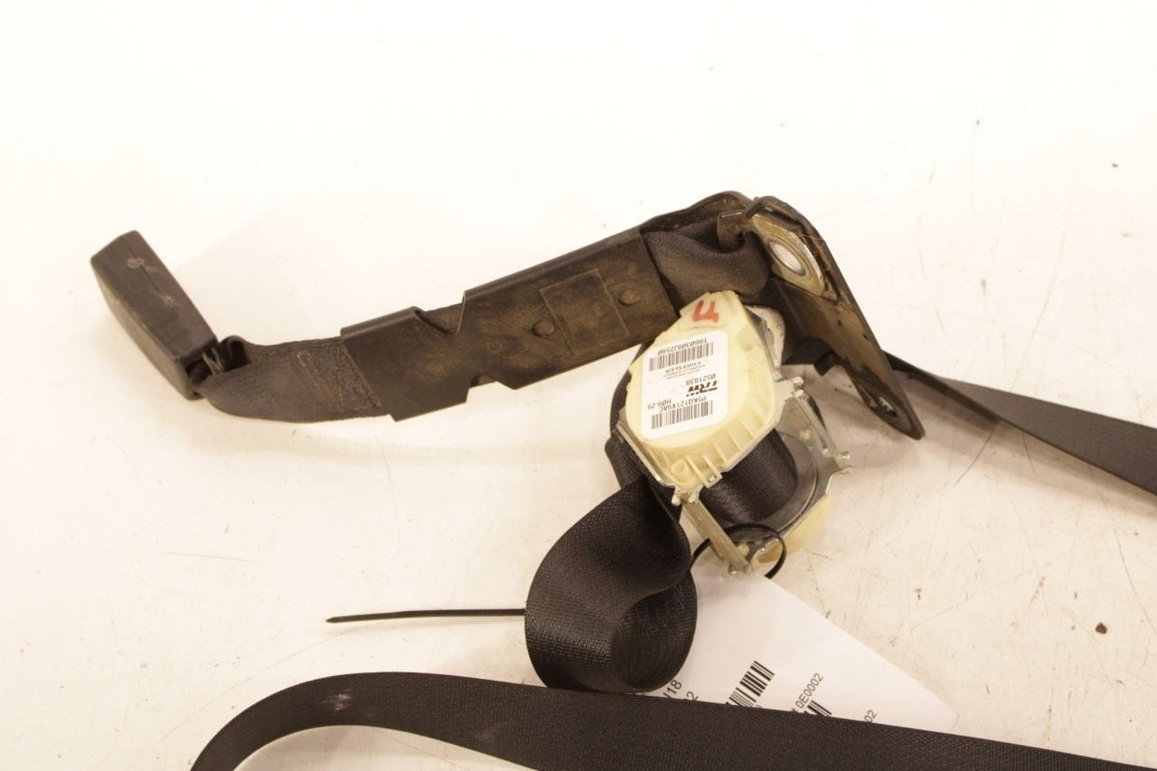 2013-18 Ram 2500 Tradesman Crew Cab 6.4L Rear Center 2nd Row Seat Belt Retractor - Alshned Auto Parts