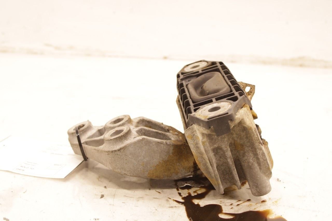 2017-2019 GMC Acadia SLT-1 3.6L AWD Left Driver Side Transmission Mount 84499838 - Alshned Auto Parts