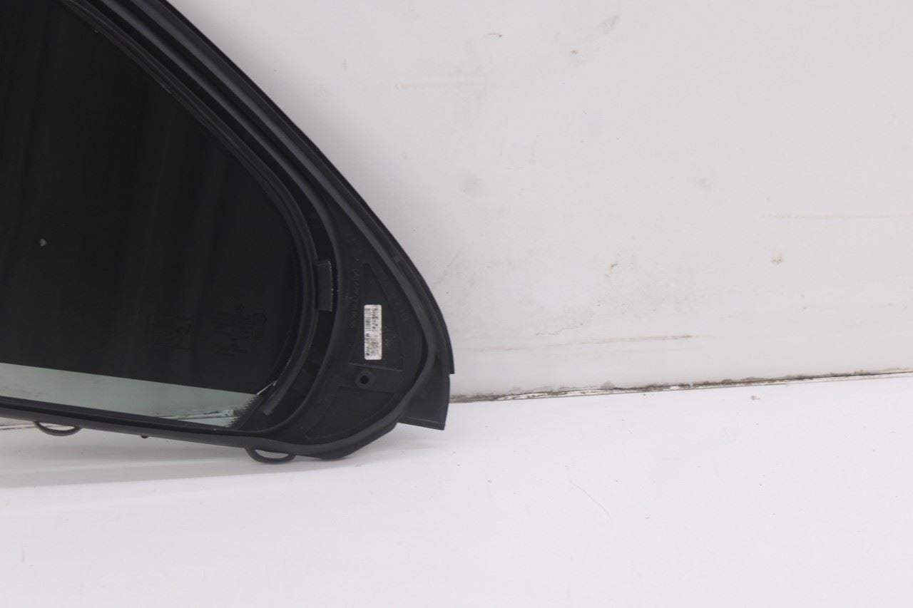 2015-2021 Mercedes-Benz C300 4Matic Rear Right Door Window Vent Glass 20573062009