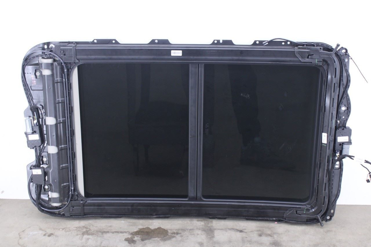 2021-2023 Volkswagen Atlas SE Roof Sunroof Frame with Glass 3CN877049 OEM - Alshned Auto Parts