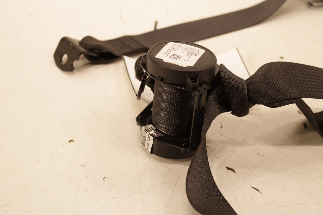 17-23 GMC Acadia SLT-1 3.6L AWD Rear Driver LH Side 2nd Row Seat Belt Retractor - Alshned Auto Parts