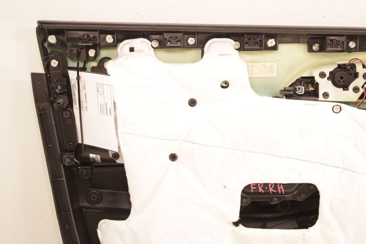 2019 GMC Acadia SLT-1 Front Right Passenger Side Door Trim Panel 84501463 OEM - Alshned Auto Parts