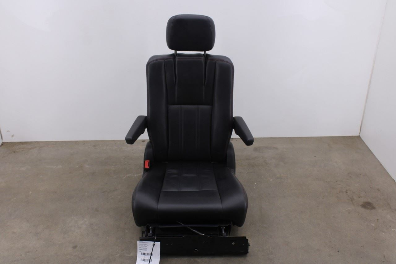 15-20 Dodge Grand Caravan GT Rear RH and LH Side 2nd Row Stow'N'Go Seat Complete17
