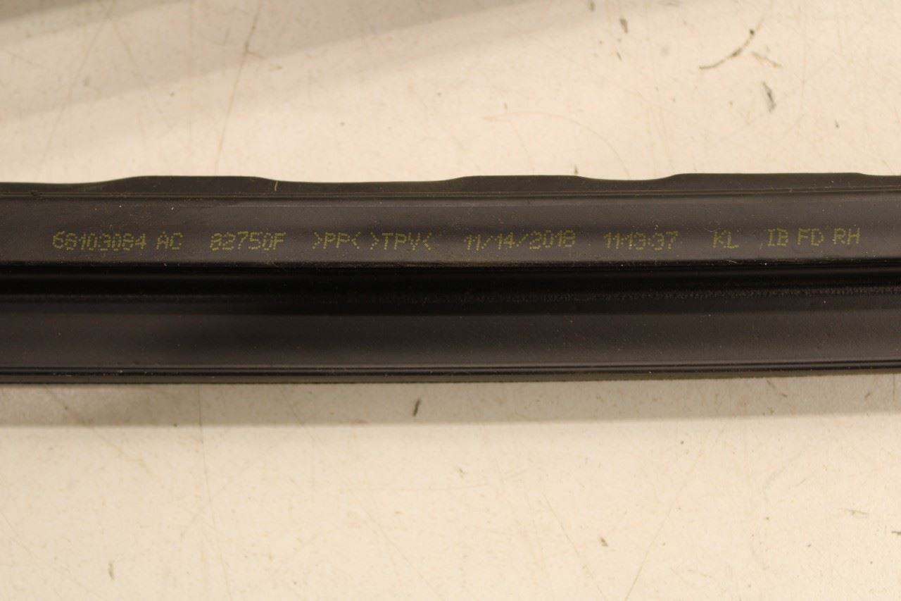 14-22 Jeep Cherokee Latitude Front Right Door Run Channel w/ Belt Weatherstrips - Alshned Auto Parts