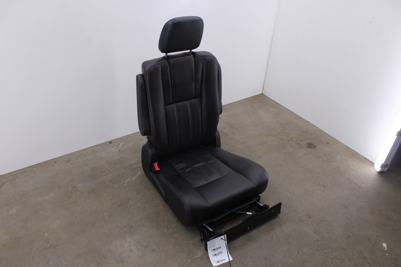 15-20 Dodge Grand Caravan GT Rear RH and LH Side 2nd Row Stow'N'Go Seat Complete15