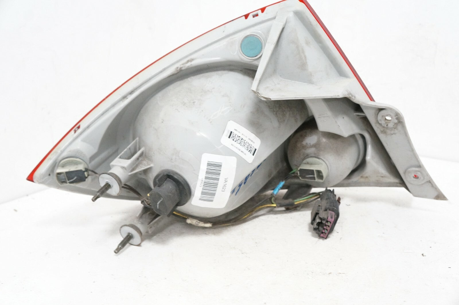 2005-2010 Chevrolet Cobalt Passenger Right Tail Light Assembly 19418415 OEM - Alshned Auto Parts