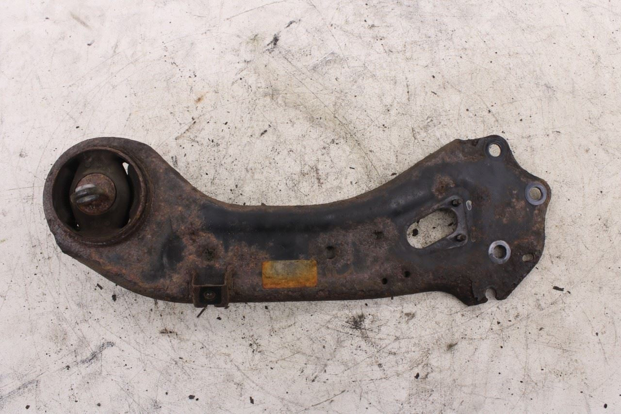 2016-20 Kia Optima EX FWD Rear Suspension Passenger RH Side Control Arm Set of 23