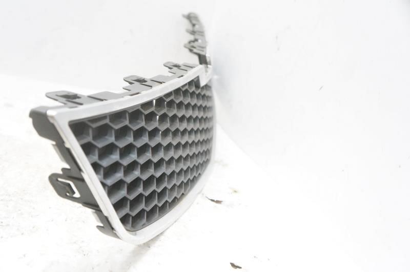 2011-2014 Chevrolet Cruze Center Front Radiator Grille 95225614 OEM - Alshned Auto Parts