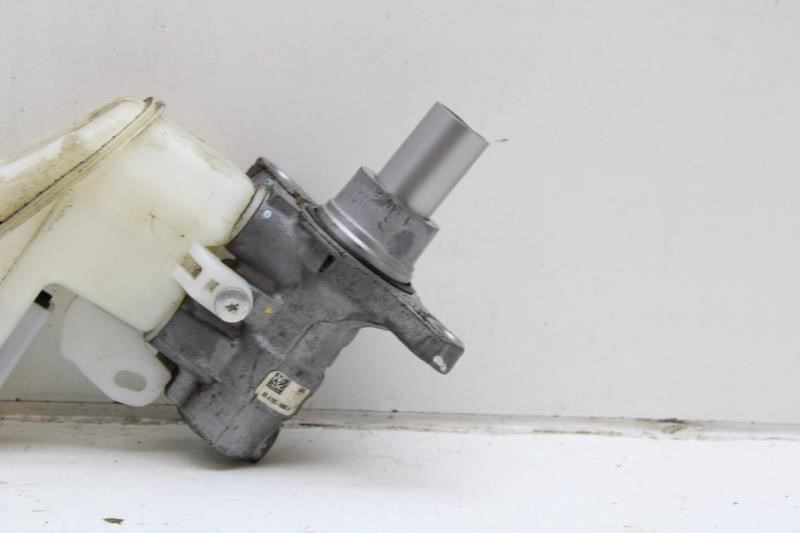 2020-2024 Nissan Sentra 2.0L Brake Master Cylinder w/ Reservoir 46010-6LA2D OEM - Alshned Auto Parts