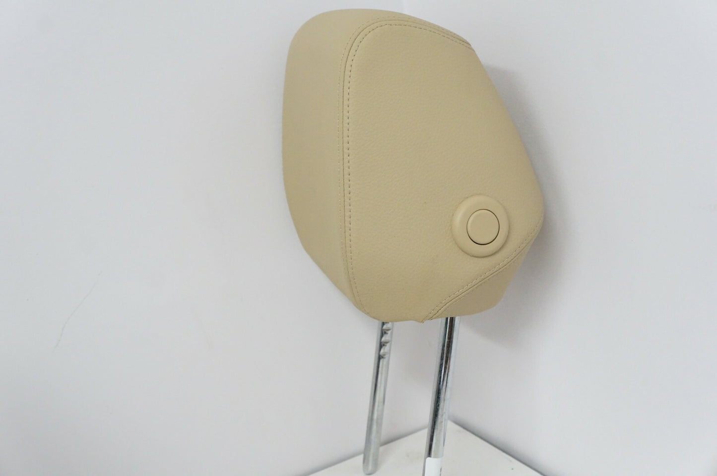 BMW 328i 07-13 Front Left Right Seat Head Rest Beige 52-10-7-362-609 OEM VA1872 - Alshned Auto Parts