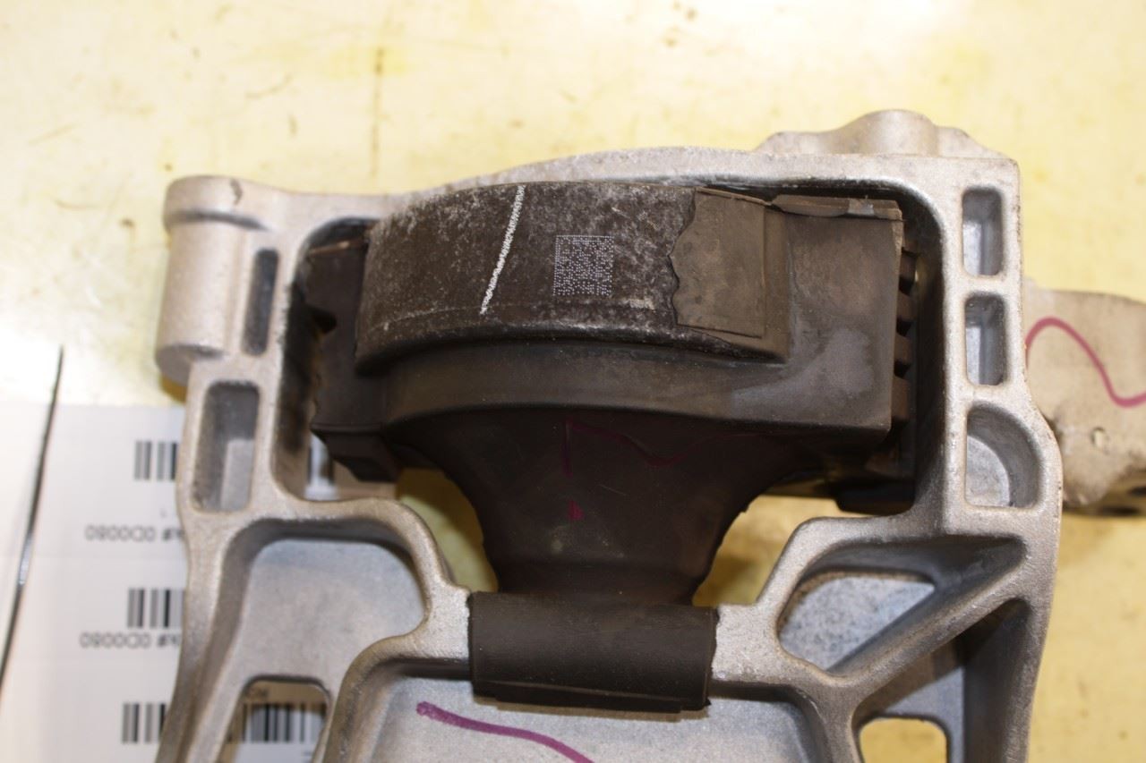 20232025 Mazda CX30 2.5 S 2.5L AWD Front Right Engine Support Mount Bracket - Alshned Auto Parts