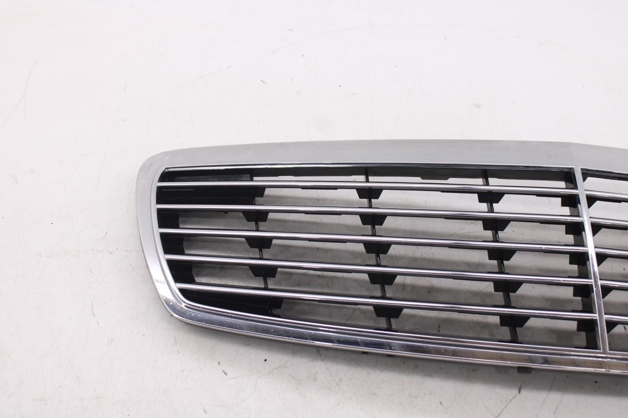 2003-06 Mercedes-Benz E500 Front Bumper Center Upper Radiator Grille 21188505839