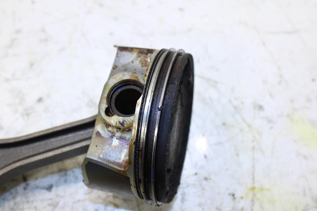 17-22 Jeep Compass Latitude 2.4L Engine Piston w/ Connecting Rod No 1 68191813AA - Alshned Auto Parts
