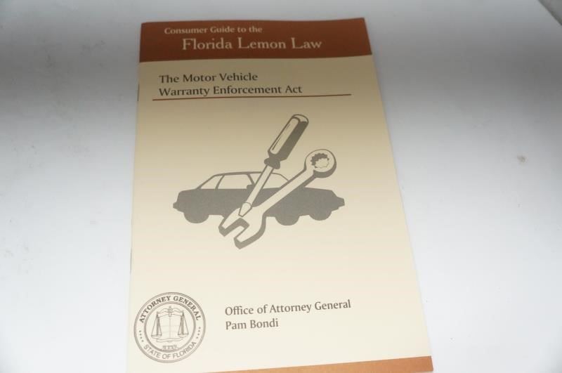 2017 Nissan Titan Owner's Manual Book Set with Case - Alshned Auto Parts